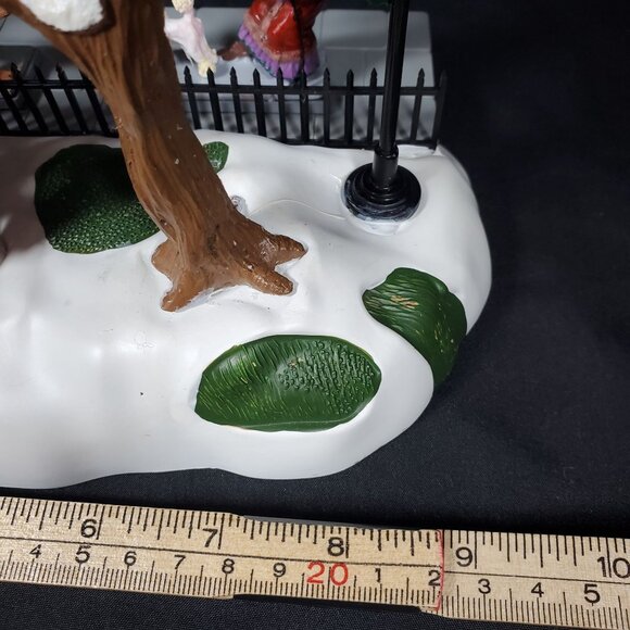 Lemax Paris Marcher Animated Christmas Village Scene Dog Walkers Display Only - Picture 9 of 16